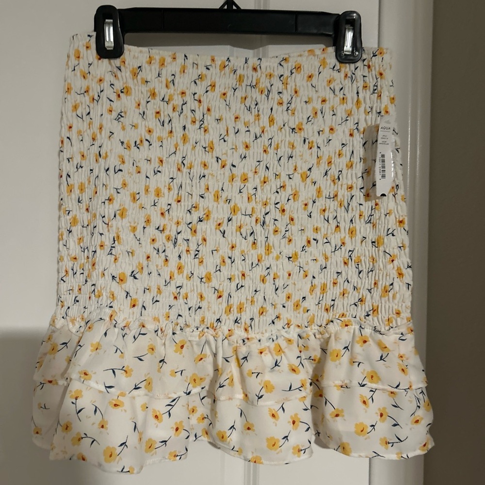 Helen Owen x AQUA Women White Casual Skirt Medium Floral Smocked Skirt NWT